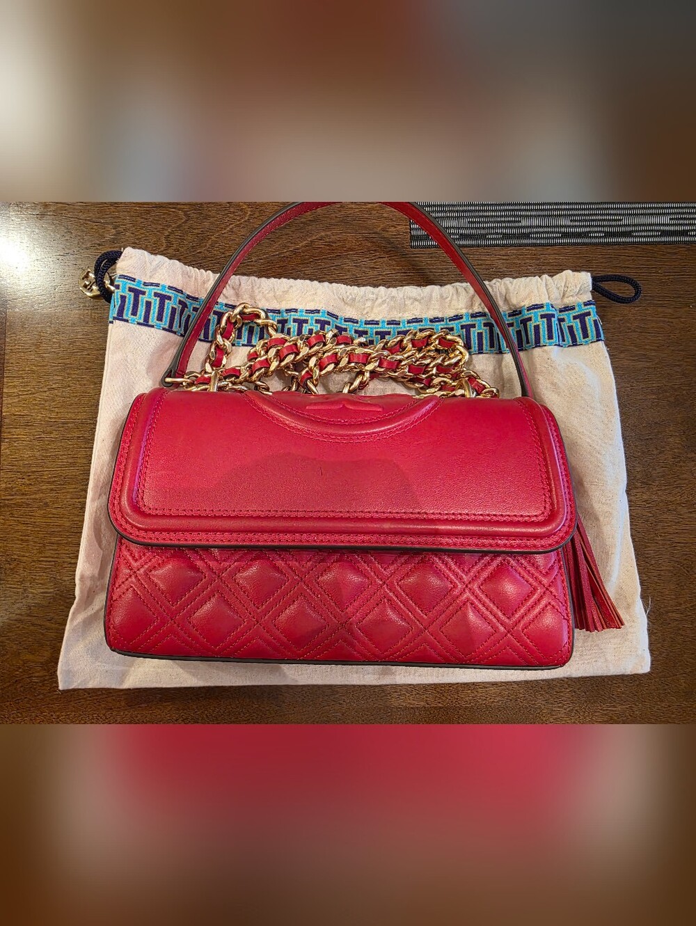 Tory Burch Fleming Small Convertible Shoulder Bag in red leather